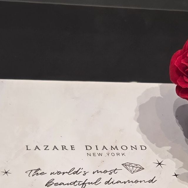 【ラザール ダイヤモンド(LAZARE DIAMOND)の口コミ】 それぞれの方がいろんなこだわりの軸があるとおもいますが、私たちの軸は…