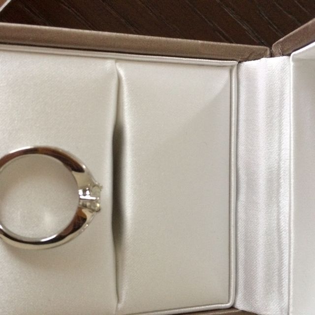 【ブルガリ(BVLGARI)の口コミ】 一目惚れでした。
他のブランドも5件ほど見て試着をしましたが、一番しっ…