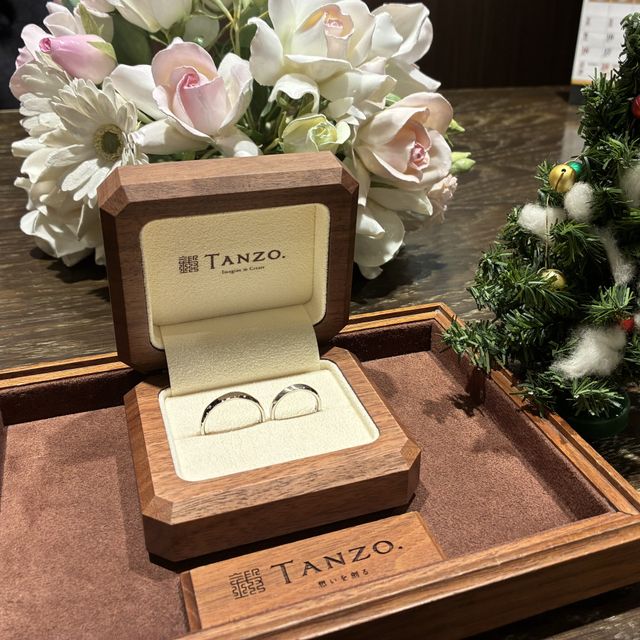 【TANZO.(鍛造指輪)の口コミ】 結婚指輪を購入させていただきました。
まず第一に着け心地が最高です！着…