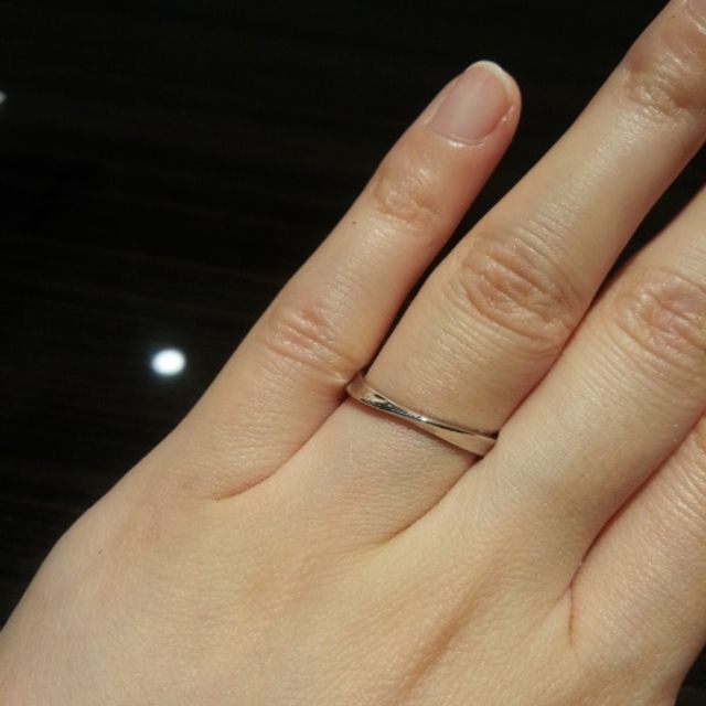 【JEWELRY  KAMATA(ジュエリーかまた)の口コミ】 一見シンプルすぎてどうなのかなぁ&hellip;と思ったんですが、逆甲でライ…