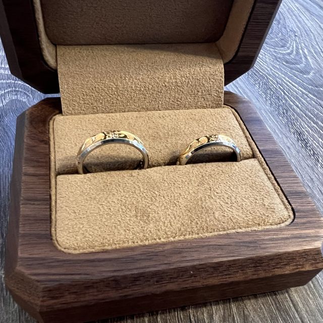 【Makana(マカナ)の口コミ】 少し太めのリング、ゴールドメインでシルバーとのレイヤードがとてもオシ…