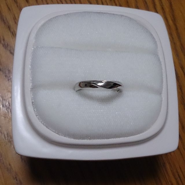 【俄(にわか)の口コミ】 妻が気に入った指輪を一番に優先して購入したいと考えていましたが、

私…