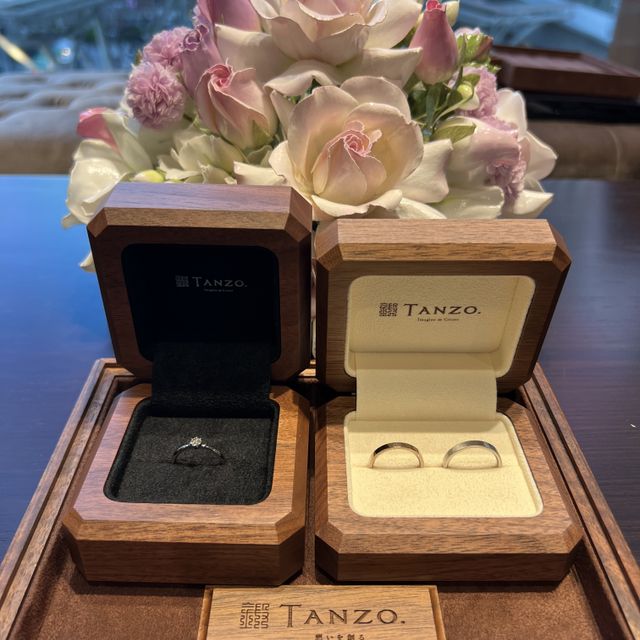 【TANZO.(鍛造指輪)の口コミ】 色や指輪の側面のスターダスト共にとても素敵で気に入りました。つけた感…