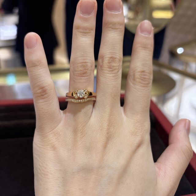 【カルティエ(Cartier)の口コミ】 カルティエのバレリーナというデザインで、とても人気があります。一目で…