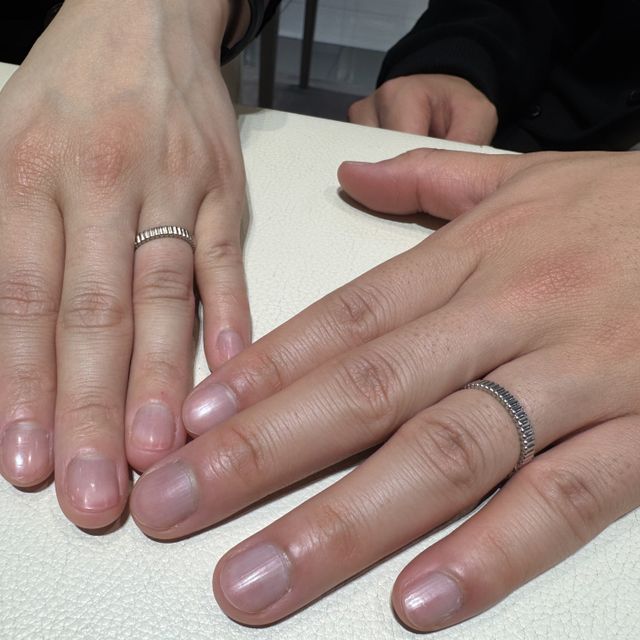 【ブシュロン(BOUCHERON)の口コミ】 元々好きなブランドで、気になっていたので行きました。
やはりデザインは…