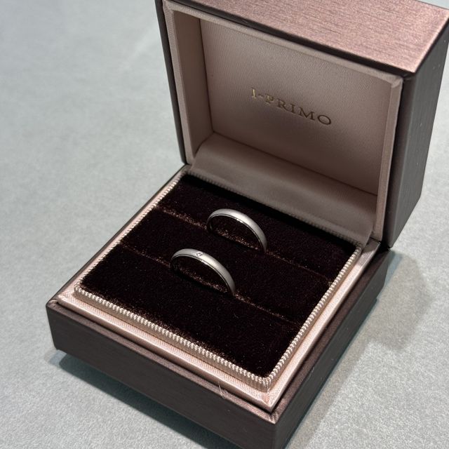 【アイプリモ(I-PRIMO)の口コミ】 艶消しが好きな人にはとてもおすすめです。私たちは艶消しで指輪を探して…