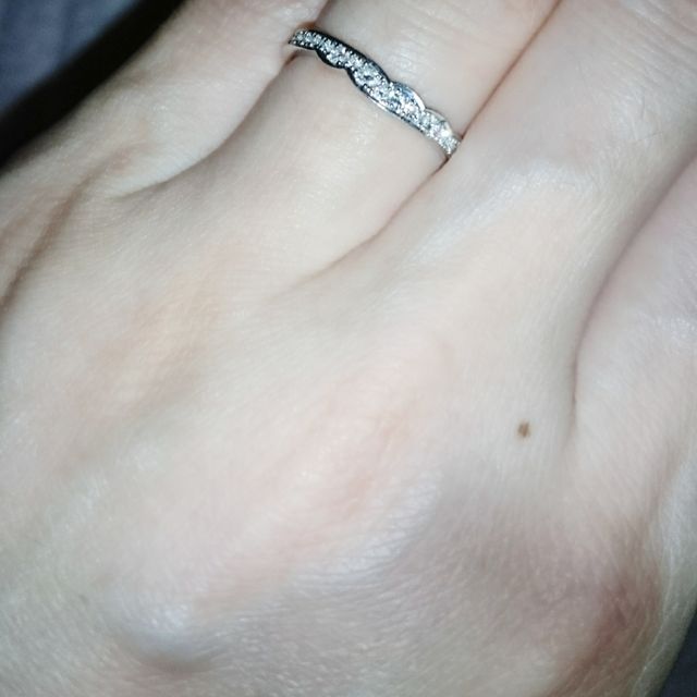 【俄(にわか)の口コミ】 時計やジュエリーなどは既にカルティエやティファニーを持っているため、…