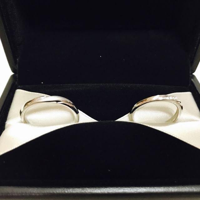 【エクセルコダイヤモンド(EXELCO DIAMOND)の口コミ】 ダイヤモンドの輝きに惹かれました。様々なデザインを見せていただいた上…