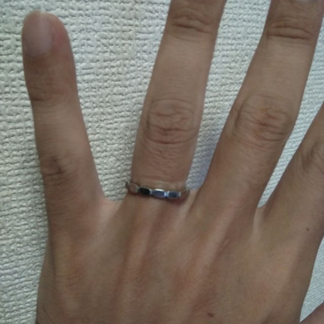 【シャネル(CHANEL)の口コミ】 やはりブランド力が大きかった。有名なブランドで変わった形の結婚指輪で…