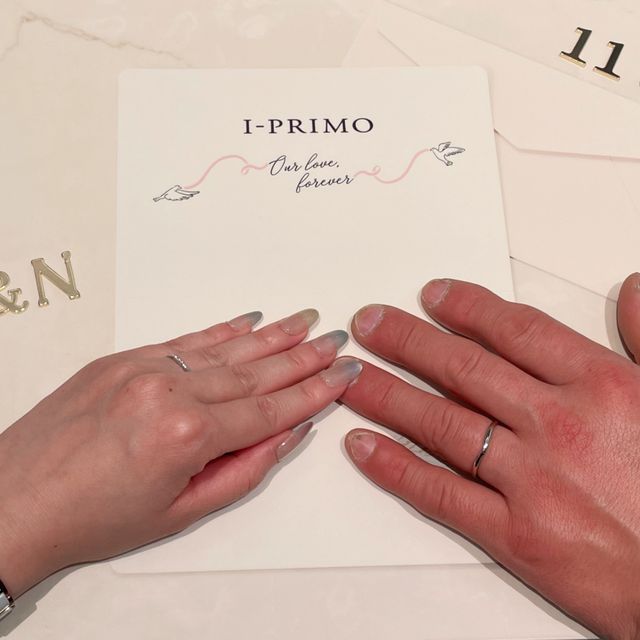 【アイプリモ(I-PRIMO)の口コミ】 V字のデザインになっており、指が綺麗に見えて、年をとっても長くつけれそ…