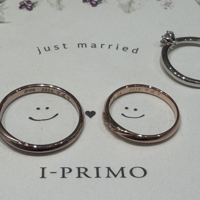 【アイプリモ(I-PRIMO)の口コミ】 婚約指輪購入時に重ね付け前提で選ばせてもらいました！
シルバーは普通す…