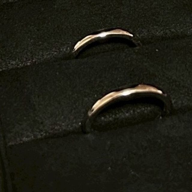 【グラフ(GRAFF)の口コミ】 シンプルなデザインで、普段つけてても手にしっかりとフィットする指輪だ…