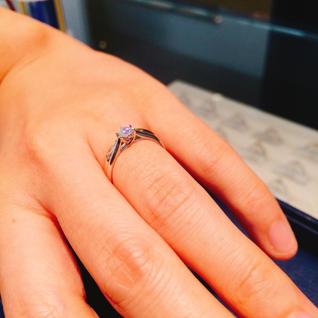 【銀座ダイヤモンドシライシの口コミ】 もともと雑誌で見て私が行きたいと決めたお店でしたが、彼も気にいるもの…