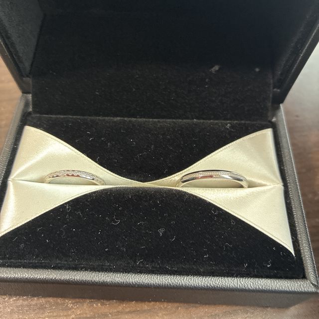 【エクセルコダイヤモンド(EXELCO DIAMOND)の口コミ】 シンプルなデザインかつ少しオリジナリティを出せるデザインをイメージし…