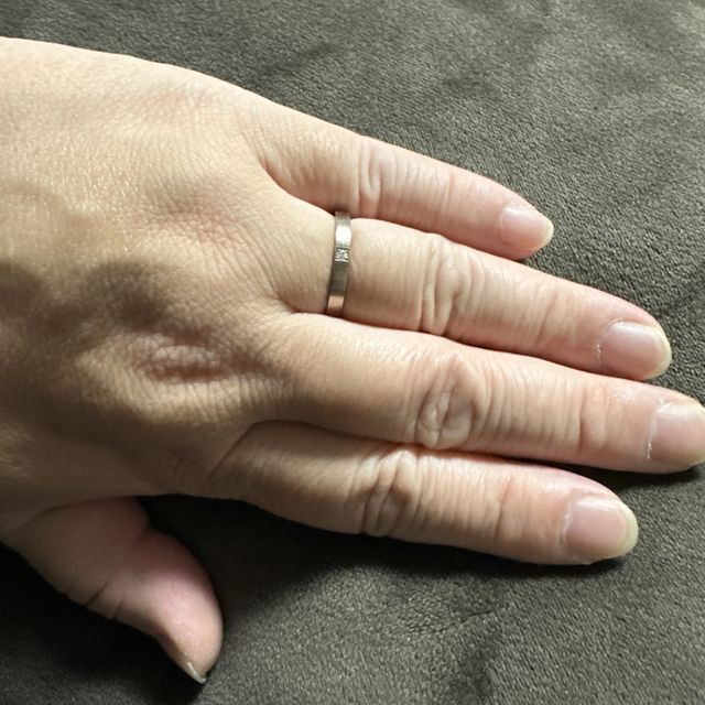 【TANZO.(鍛造指輪)の口コミ】 指輪はシンプルさを重視。
ゴールドが好きだが、ギラギラした品のないのは…