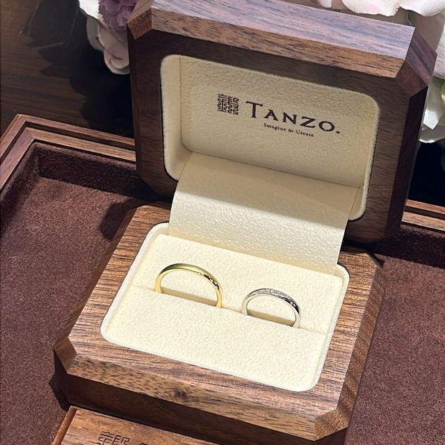【TANZO.(鍛造指輪)の口コミ】 指輪のデザインが豊富で、自分達に合った指輪を探すことができた。フルオ…