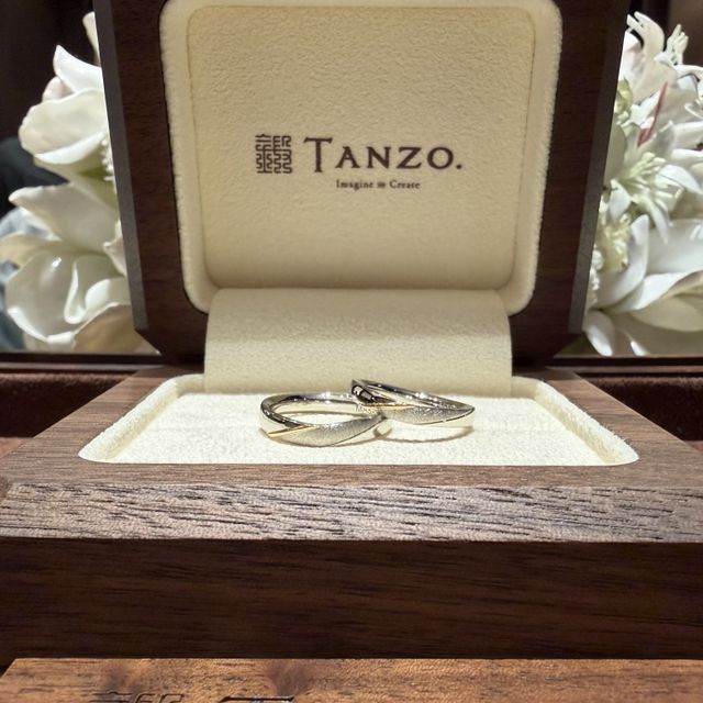 【TANZO.(鍛造指輪)の口コミ】 フルオーダーメイドが可能。
自分たちだけのこだわりを込めることができる…