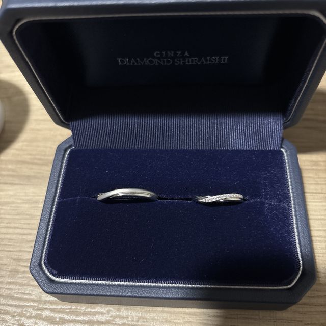 【銀座ダイヤモンドシライシの口コミ】 派手すぎずペアで同じようなデザインになるようにしました。ダイヤモンド…