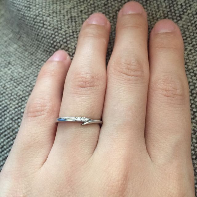 【アイプリモ(I-PRIMO)の口コミ】 指が太いのが嫌だったので華奢なデザインのものを選びました。また、カー…