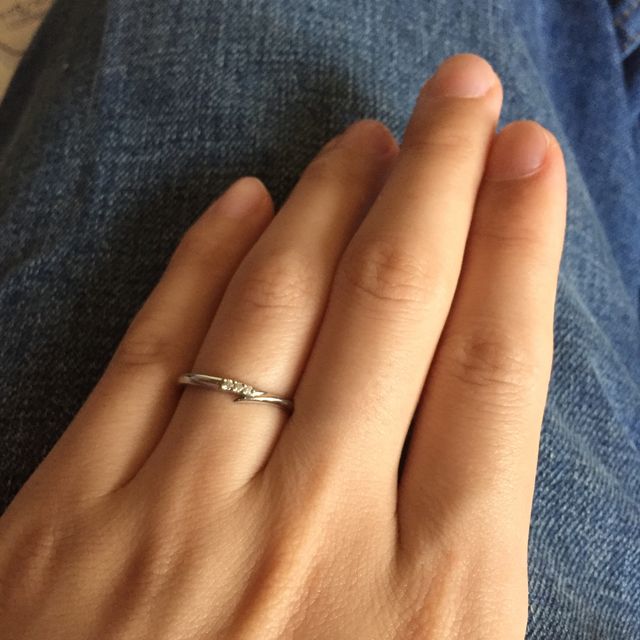 【アイプリモ(I-PRIMO)の口コミ】 指が太いのが嫌だったので華奢なデザインのものを選びました。また、カー…