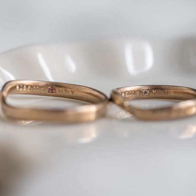 【Cayof(カヨフ)の口コミ】 指輪の形状、素材、デザイン、テクスチャなど様々な組み合わせができるの…