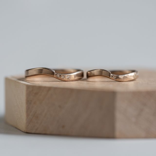 【Cayof(カヨフ)の口コミ】 指輪の形状、素材、デザイン、テクスチャなど様々な組み合わせができるの…