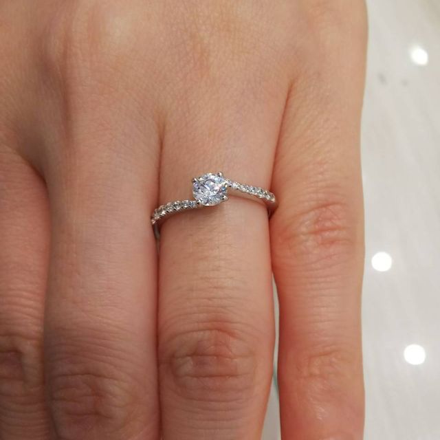 【JEWELRY  KAMATA(ジュエリーかまた)の口コミ】 プロポーズの際にダイヤのみをプレゼントしてもらったので、後日、土台の…