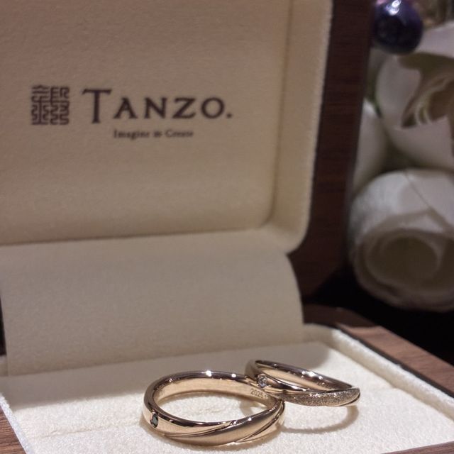 【TANZO.(鍛造指輪)の口コミ】 鍛造製法による高強度、他に無いコーラルゴールドの色み、素材の違いがよ…