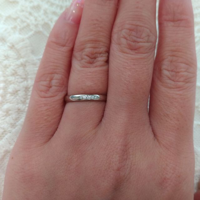 【アイプリモ(I-PRIMO)の口コミ】 アイプリモの婚約指輪をサプライズで主人からいただいたため、結婚指輪も…