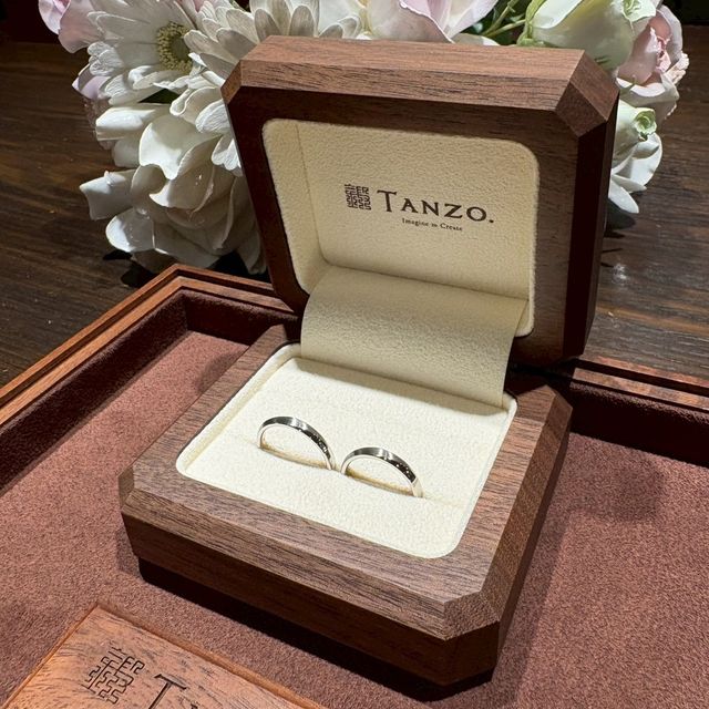 【TANZO.(鍛造指輪)の口コミ】 傷に強く、丈夫なところに惹かれました。
仕事柄、常に手を使うので、ずっ…