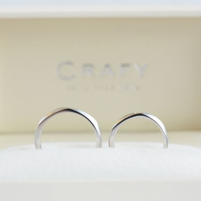 【CRAFY(クラフィ)の口コミ】 【デザイン・テイスト・素材】シンプルながら上品なデザインで、仕上がり…