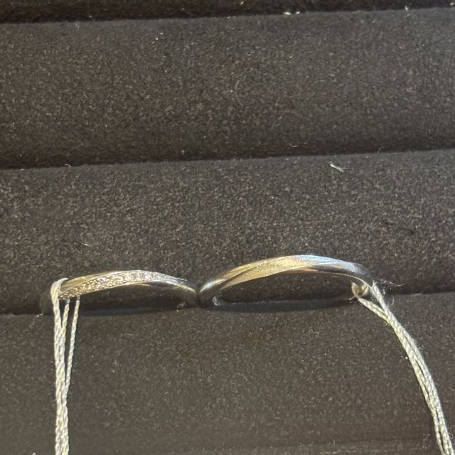 【TRECENTI(トレセンテ)の口コミ】 15石でキラキラなところが好きです。
上や下など色々な角度からみてもダイ…