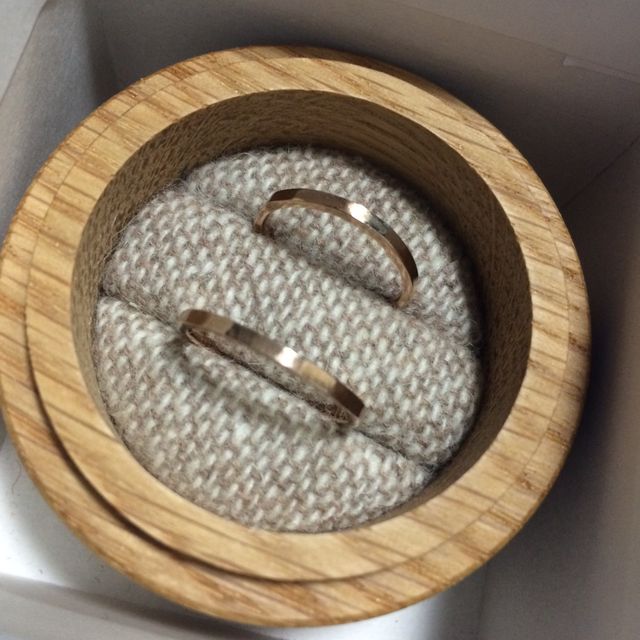 【鎌倉彫金工房の口コミ】 二人で相談し、手作りの結婚指輪にしたいと思いこちらに決めました！
値段…