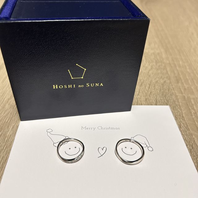 【HOSHI no SUNA 星の砂(ほしのすな)の口コミ】 動きがあって指も綺麗に見えてデザインも可愛いです。決め手となったのは…