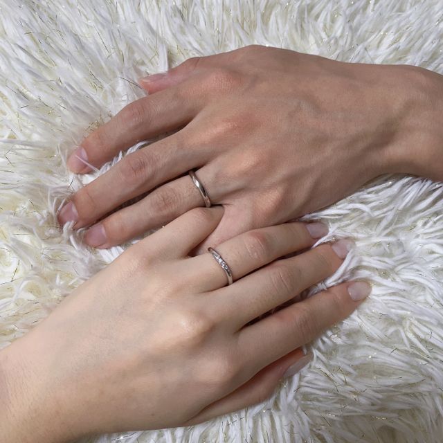 【銀座ダイヤモンドシライシの口コミ】 室内でも室外でもダイヤモンドのキラキラが素晴らしいです。何をしてても…