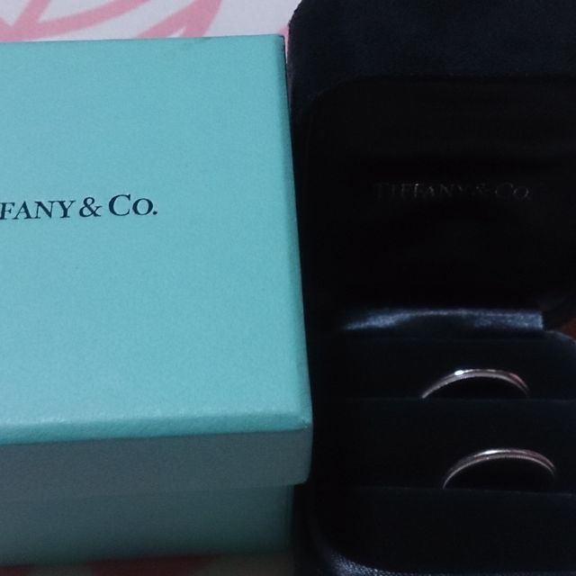 【ティファニー(Tiffany & Co.)の口コミ】 シンプルなデザインのリングを探していたので、シンプルで飽きのこないデ…