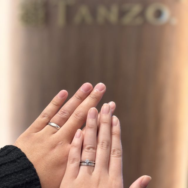 【TANZO.(鍛造指輪)の口コミ】 2人ともお揃いのデザインで作成しました。
女性用にはダイヤモンド、男性…
