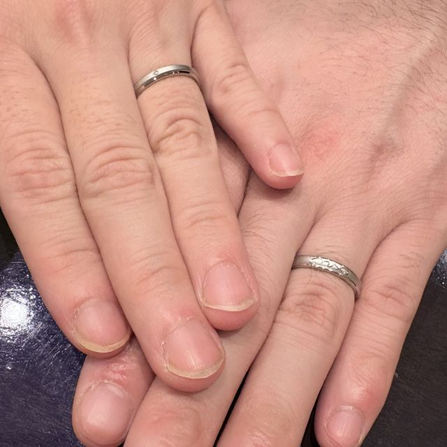 【アイプリモ(I-PRIMO)の口コミ】 マット加工とステンレス素材にワンポイントのダイヤをつけました。ストレ…