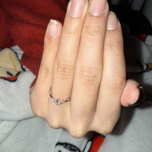 【ひなの口コミ】 あまり見かけない和のデザインのため特別感を感じれる物だと感じました。
…