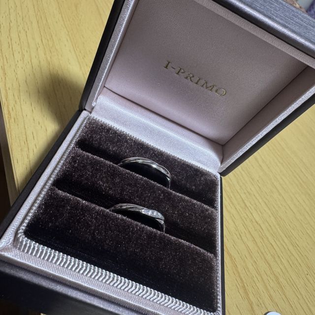 【アイプリモ(I-PRIMO)の口コミ】 重ねると羽のようになるのが非常に良かったです。
接客してくださったスタ…