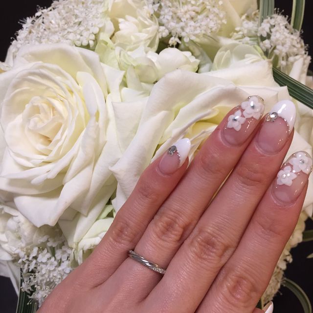 【銀座ダイヤモンドシライシの口コミ】 シンプルだけど、少しデザイン性があり、指がキレイに見える太さをポイン…