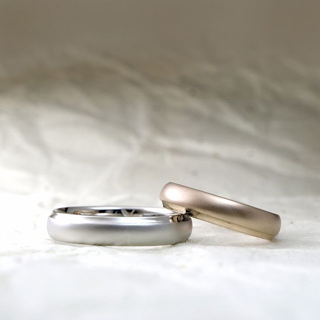 【入倉康ジュエリー工房の口コミ】 普段使いできるシンプルなデザインの指輪ですが、シャープで気品のある雰…