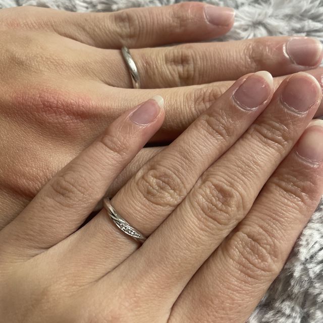 【アイプリモ(I-PRIMO)の口コミ】 男性用リングはマット加工を入れて目立ちすぎず、普段の着用でも違和感な…