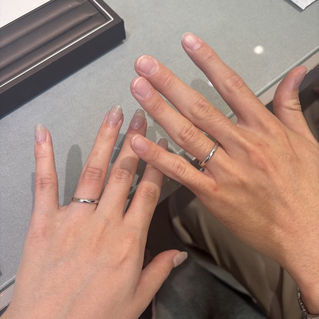 【アイプリモ(I-PRIMO)の口コミ】 シンプルで飽きのこないデザインに一目惚れしました。
指につけたときのフ…