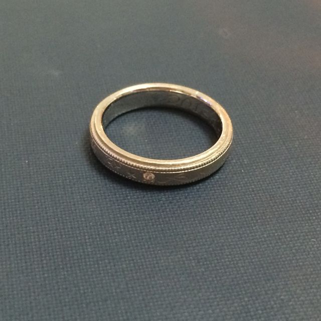 【ケイウノ ブライダル(K.UNO BRIDAL)の口コミ】 デザイナーさんが色々と話を聞き出してくださりながら、目の前でデザイン…