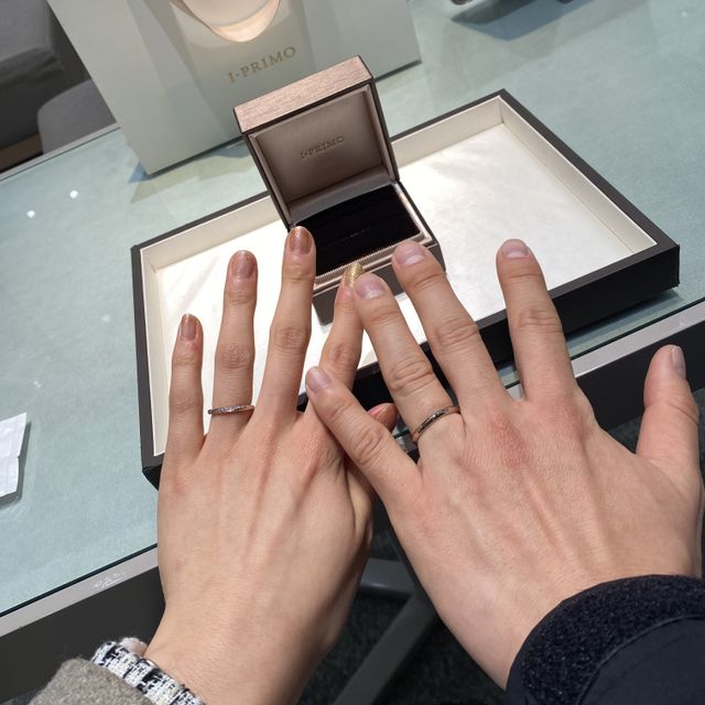 【アイプリモ(I-PRIMO)の口コミ】 ダイヤが15個もついているのですが、らせん状になっているためあまり派手…