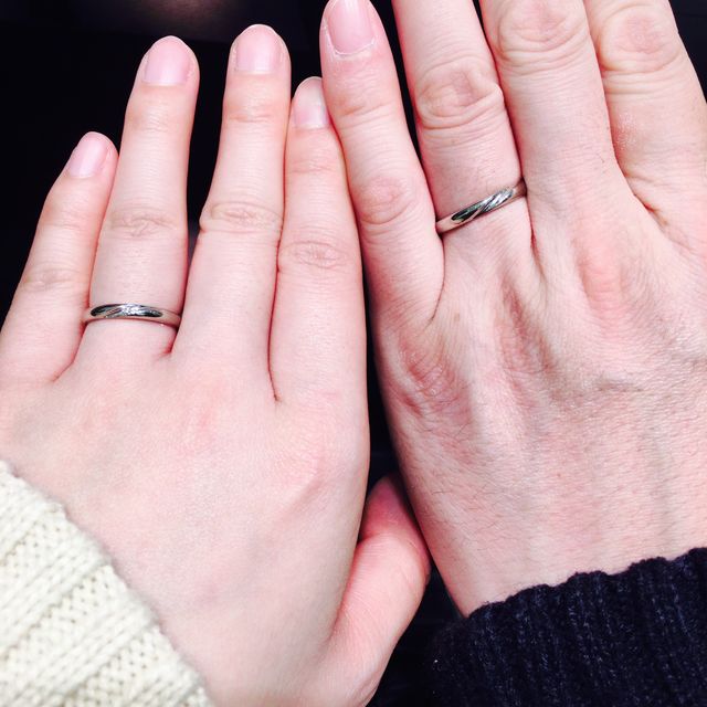 【ラザール ダイヤモンド(LAZARE DIAMOND)の口コミ】 インターネットで沢山のブランドを見ましたが、こちらのブランドのデザイ…