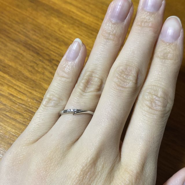 【アイプリモ(I-PRIMO)の口コミ】 小指に向かって水かきが深くなっている方はS字カーブタイプが似合うと教え…