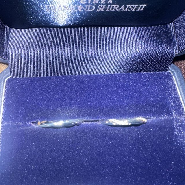 【銀座ダイヤモンドシライシの口コミ】 銀座ダイヤモンドシライシの指輪のデザインはシンプルで使いやすいく指輪…