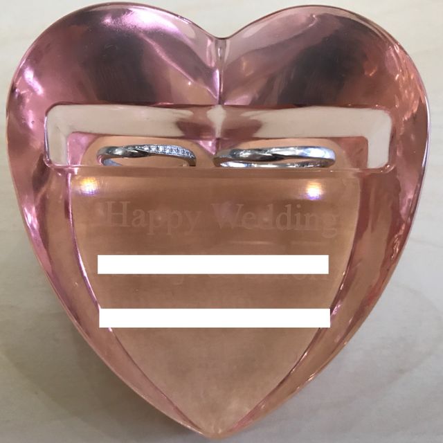 【俄(にわか)の口コミ】 女性がはめる方は、ダイヤが入っているものがいいなと思っていました。そ…